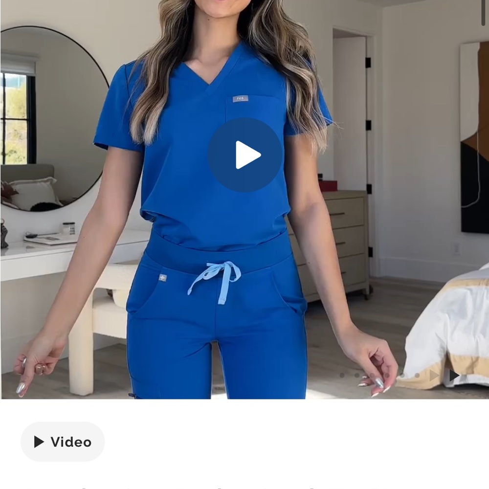 Figs Navy Scrub Blue Catarina Scrub Top size SMALL with tags